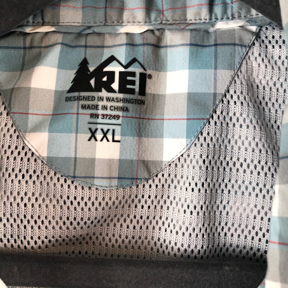Rei mens Shirt vented size XXL in excellent - Picture 6 of 8
